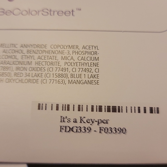 Color street "It's a Key-per " valentine's set - Picture 3 of 3